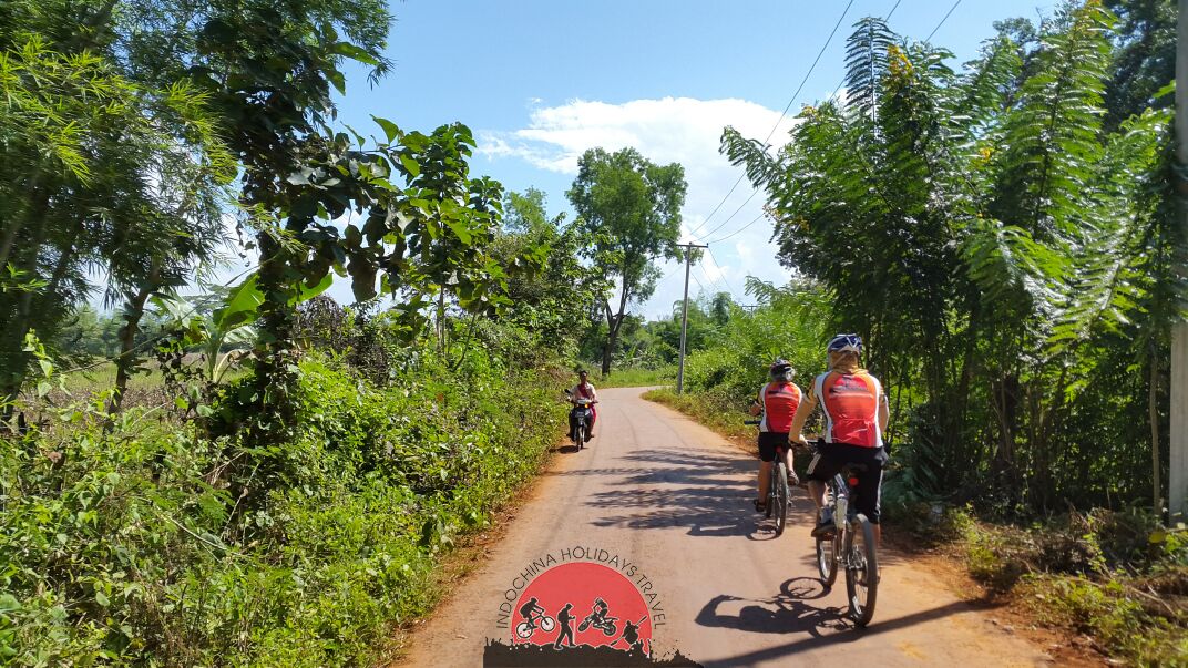 4 Days Nha Trang Cycle to Dalat – Muine -Saigon