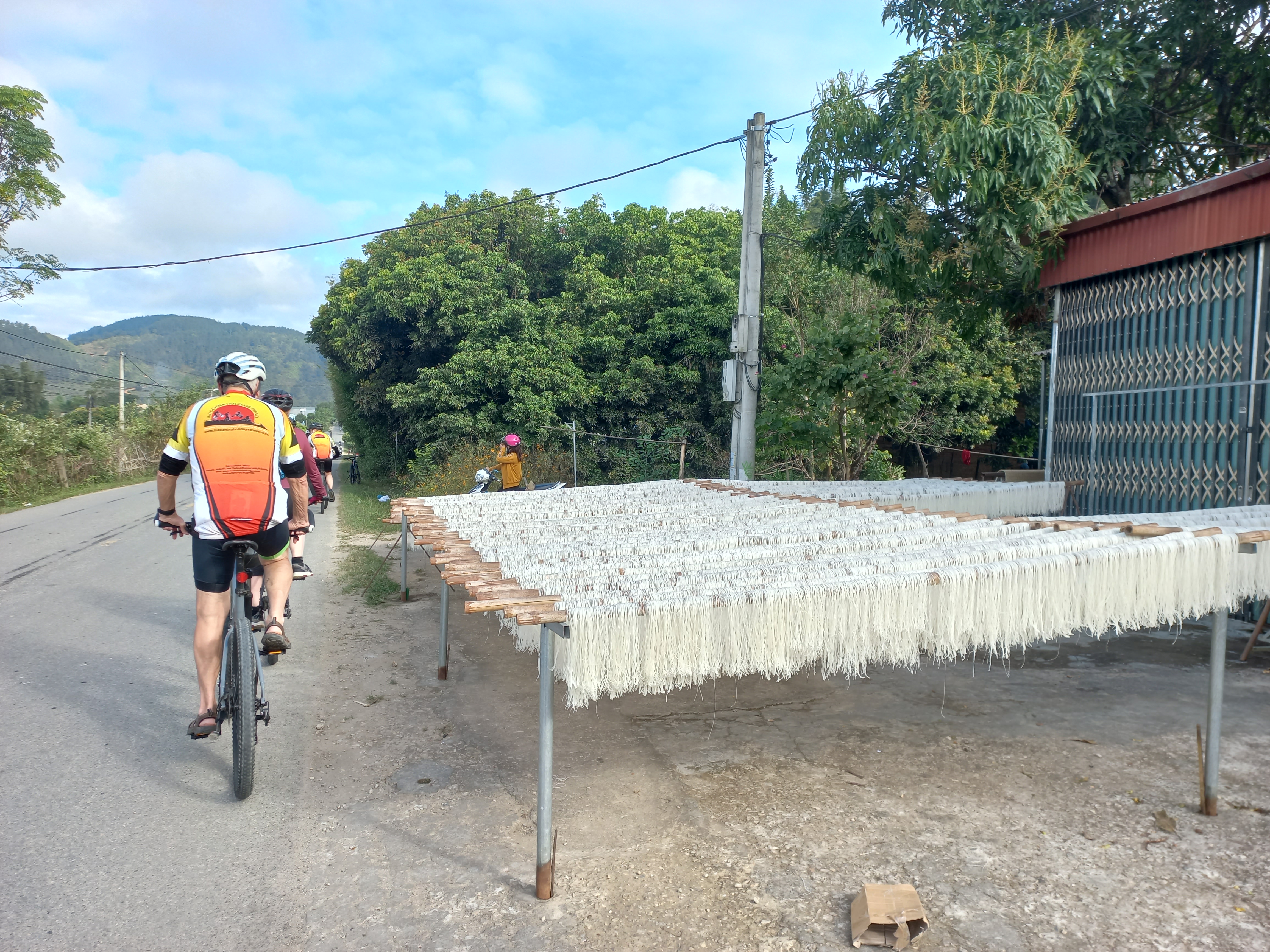 3 Days Sapa Pedal Through Ethnic Villages To Hanoi 4