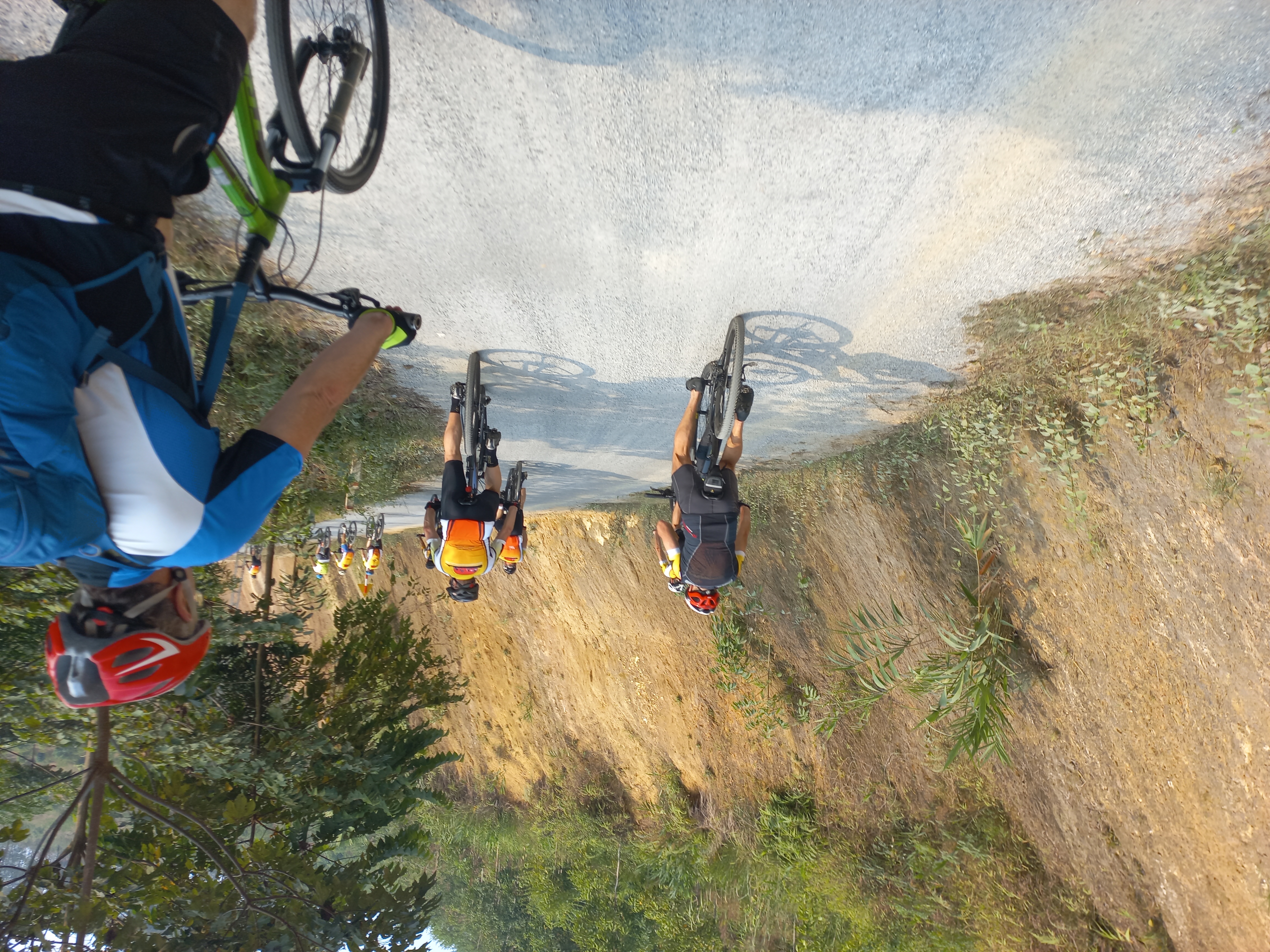 6 Days Mighty Red River Delta Bike Tour 2