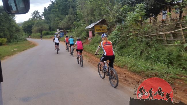 Vietnam Cycle To Laos And Thailand - 17 Days 1